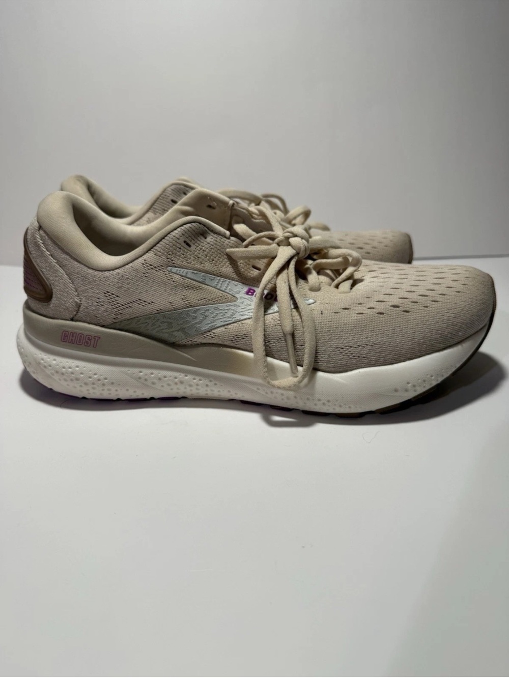 Brooks Women's Ghost Running Shoes - Light Beige with Pale Pink Accents